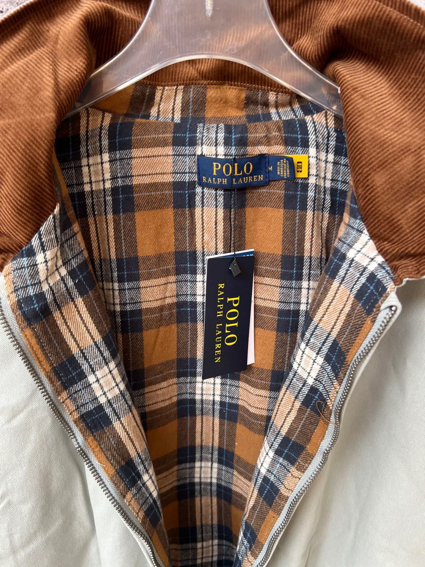 P310 Ralph Lauren women's autumn short wide jacket, short wide version with loose bust, elongated upper body effect, lining with plaid fabric, corduroy contrast collar added to the collar to make it more personalized, imported embroidered pony logo, fine workmanship and customized hardware accessories
